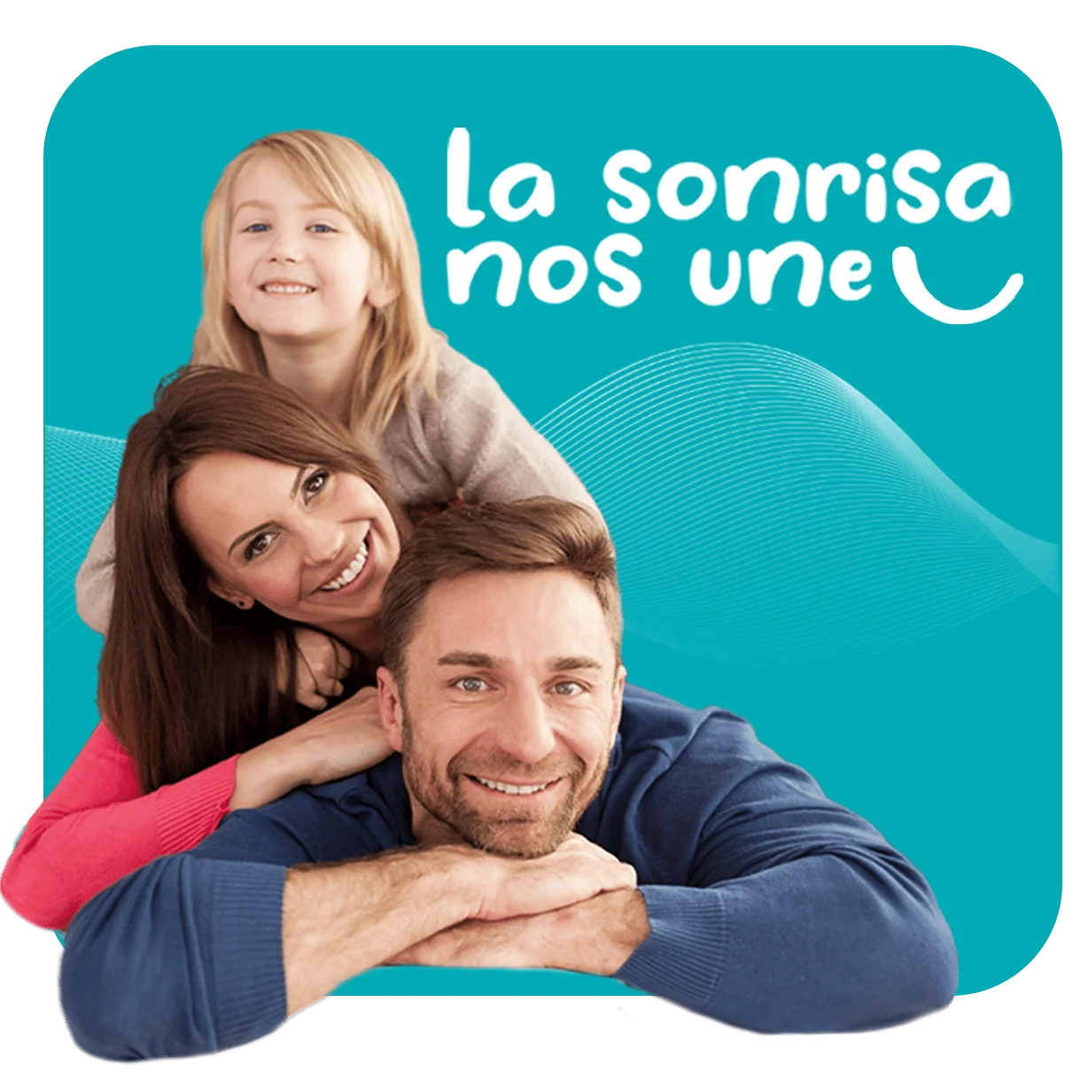 Familia sonriendo - Centro Odontológico Padre Mariano